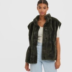 Veto Moda Curve Waistcoat Vest fur